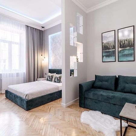 Modern Apartment Lvov Exteriér fotografie