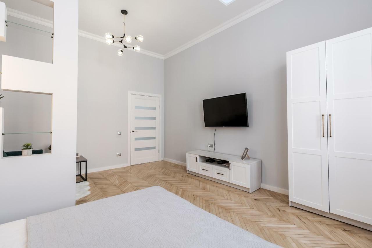 Modern Apartment Lvov Exteriér fotografie